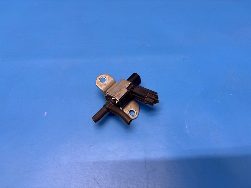 Вакуумный клапан MAZDA ATENZA GY3W L3 L80118741 контрактная