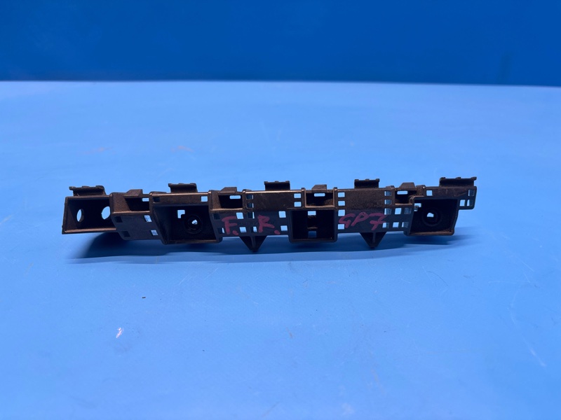 Крепление бампера переднее правое SUBARU IMPREZA GP7 FB16 контрактная