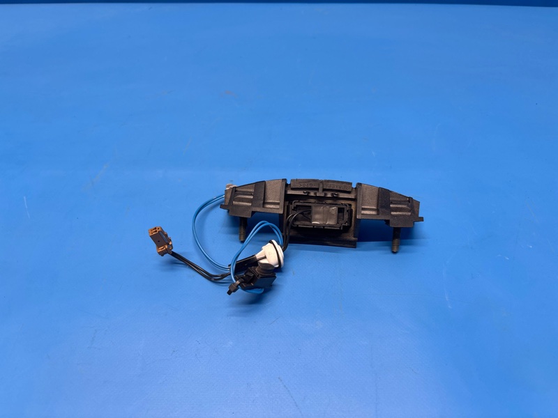 Кнопка открывания багажника NISSAN MARCH AK12 CR12DE 25380-AX500 контрактная