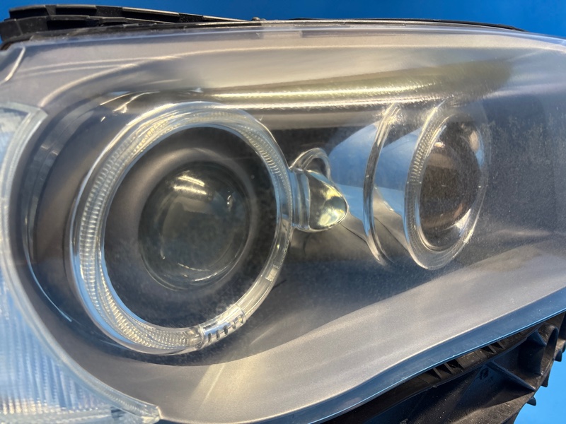 Фара правая 3-SERIES E90 N46B20