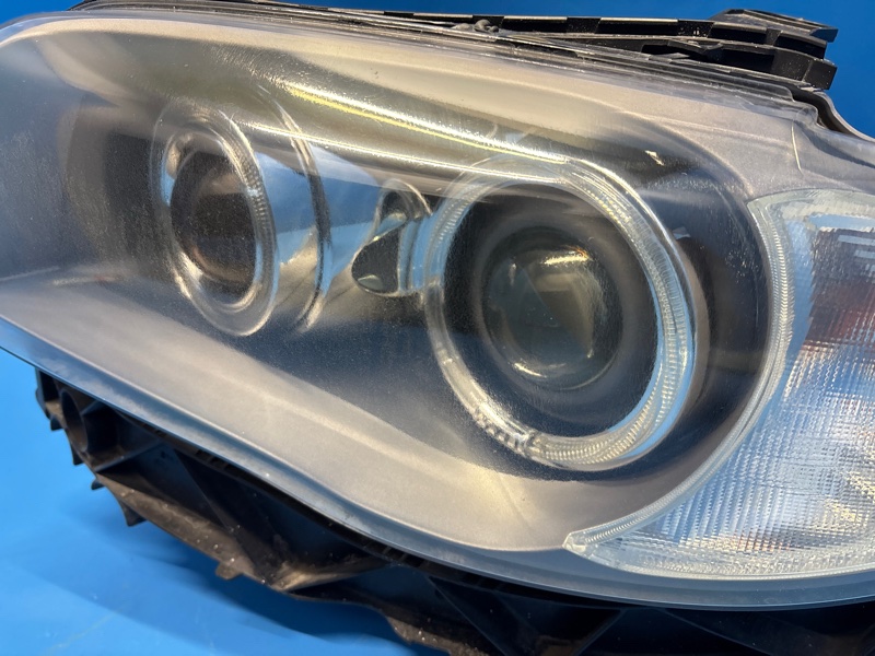Фара левая 3-SERIES E90 N46B20