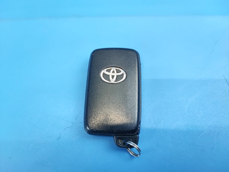 Запчасть смарт ключ (чип ключ) TOYOTA COROLLA AXIO NZE164 1NZFE 89904-47170 контрактная Смарт ключ (чип ключ) TOYOTA COROLLA AXIO NZE164 1NZFE 89904-47170 контрактная