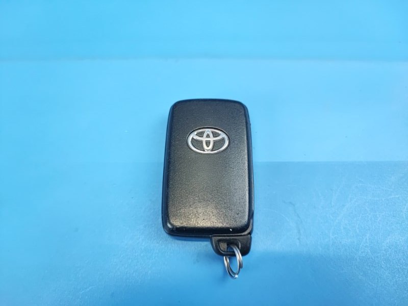 Смарт ключ (чип ключ) DAIHATSU Mebius ZVW41N 2ZRFXE 89904-47170 контрактная
