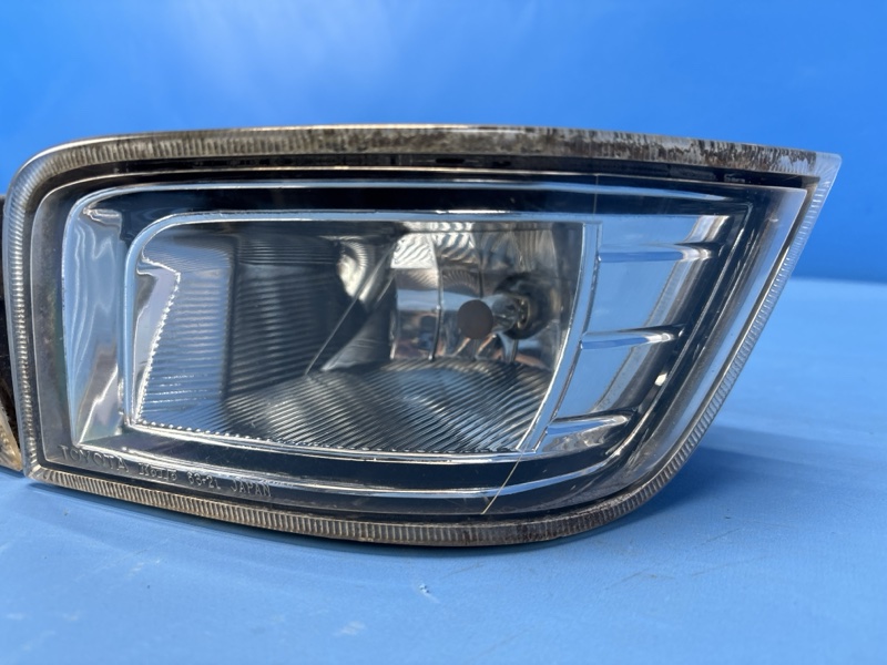 Фара противотуманная передняя TOYOTA OPA ZCT10 1ZZFE