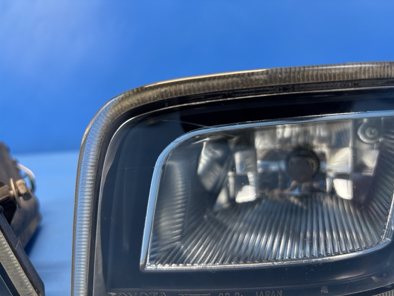 Фара противотуманная передняя TOYOTA OPA ZCT10 1ZZFE