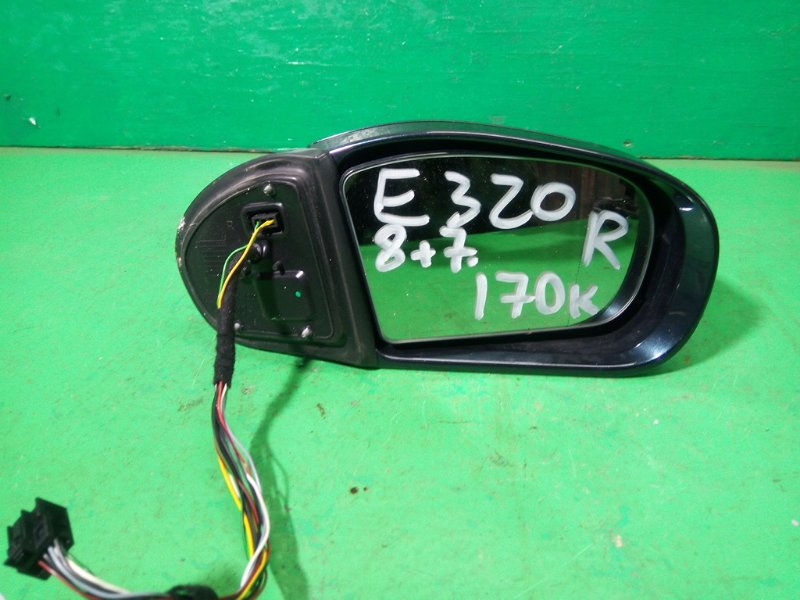 Зеркало Mercedes E320 W211 правое (б/у)