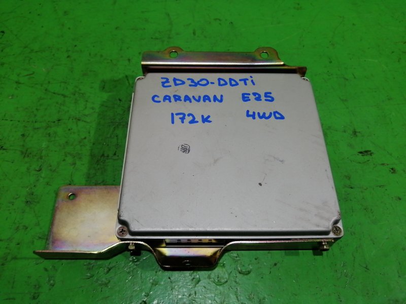 Компьютер Nissan Caravan E25 ZD30-DDTI (б/у)