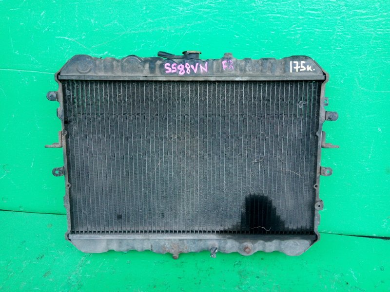 Радиатор основной Mazda Bongo SS88VN F8 (б/у)