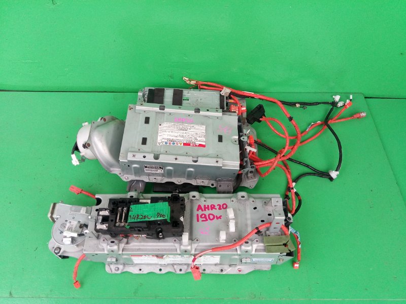 Батарея Toyota Estima AHR20 (б/у)