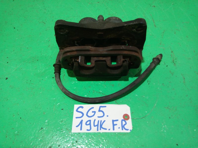 Суппорт Subaru Forester SG5 передний правый (б/у)