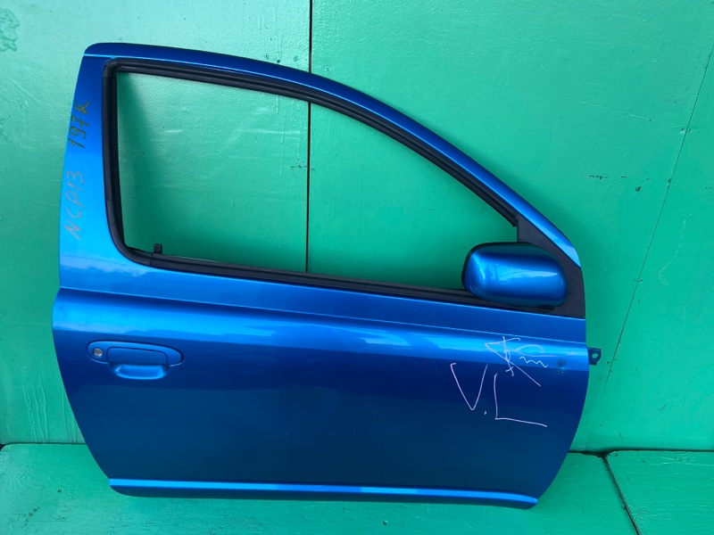 Дверь Toyota Vitz NCP13 передняя правая (б/у)