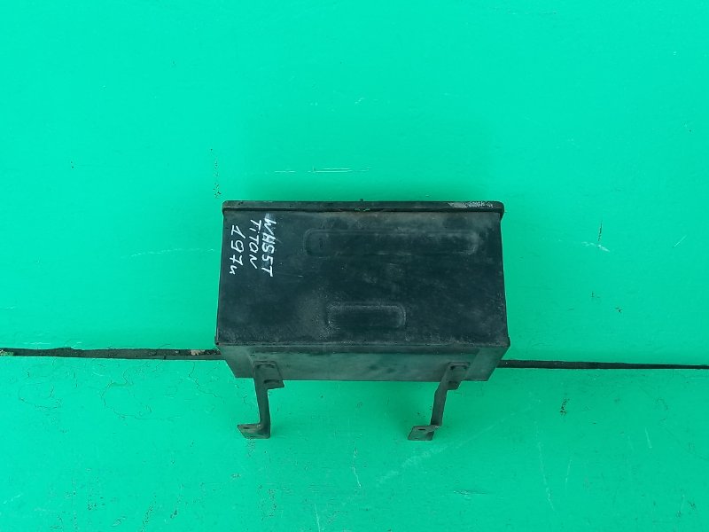 Ящик под инструменты Mazda Titan WHS5T (б/у)