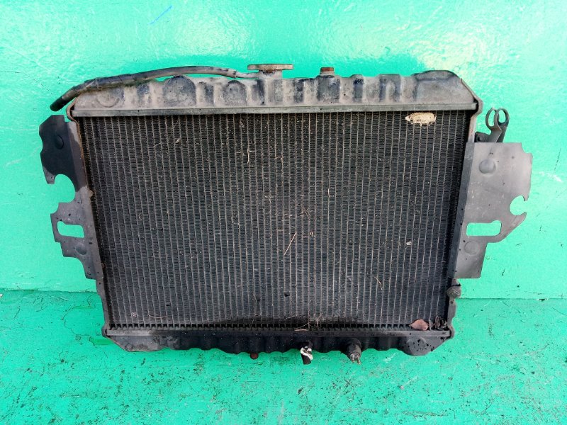 Радиатор основной Mazda Bongo SD89T (б/у)