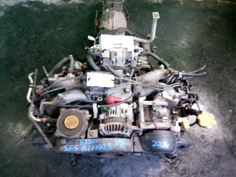 Двигатель Subaru Forester SF5 EJ201 2001 (б/у)