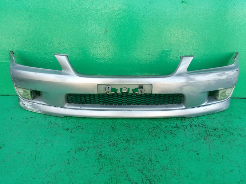 Бампер Toyota Altezza GXE10 передний (б/у)