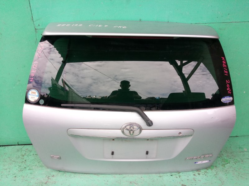Дверь задняя Toyota Corolla Fielder NZE121 (б/у)