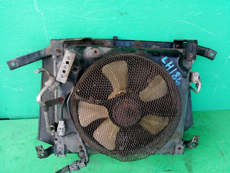 Радиатор кондиционера Toyota Hiace LH186 5L (б/у)