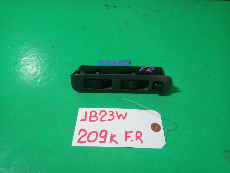 Блок упр. стеклоподьемниками Suzuki Jimny JB23W передний правый (б/у)