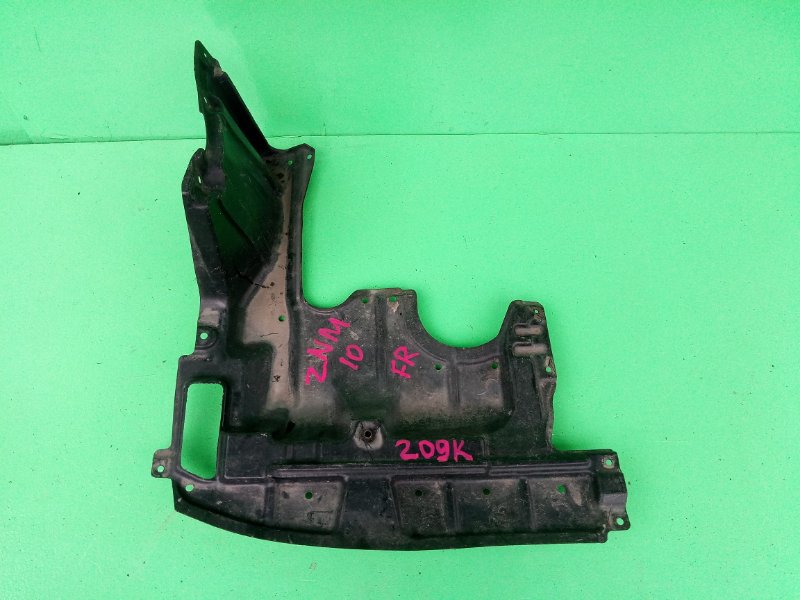 Защита двигателя Toyota Isis ZNM10 1ZZ-FE передняя правая (б/у)