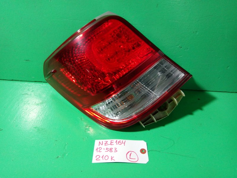Стоп-сигнал Toyota Corolla Axio NZE164 задний левый (б/у)
