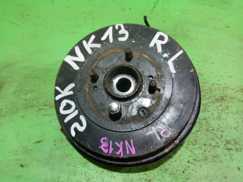 Ступица Nissan March NK13 задняя левая (б/у) №1