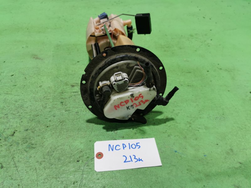 Бензонасос Toyota Ractis NCP105 1NZ-FE (б/у)