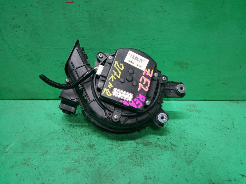 Мотор охлаждения батареи Honda Insight ZE2 (б/у) #2