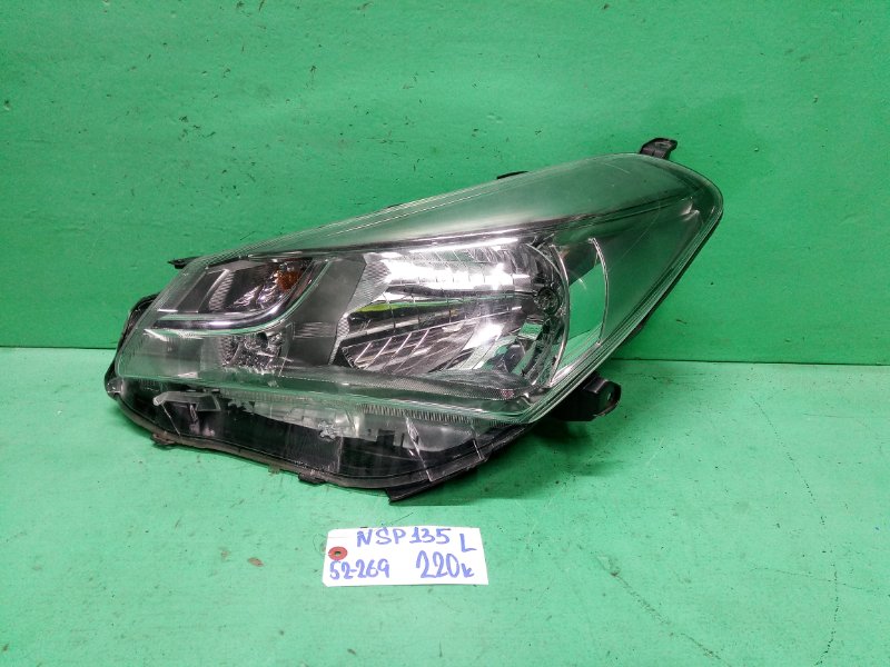 Фара Toyota Vitz NSP135 передняя левая (б/у)