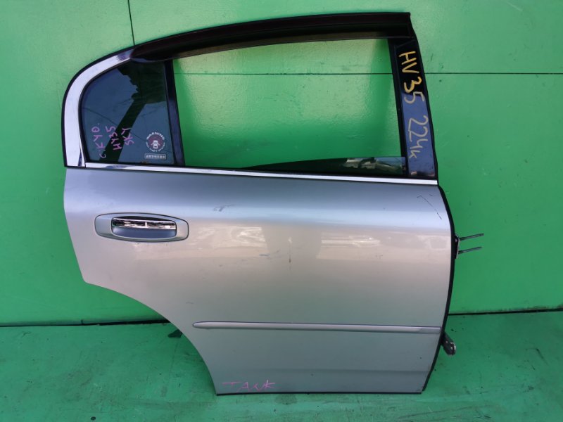 Дверь Nissan Skyline HV35 задняя правая (б/у)