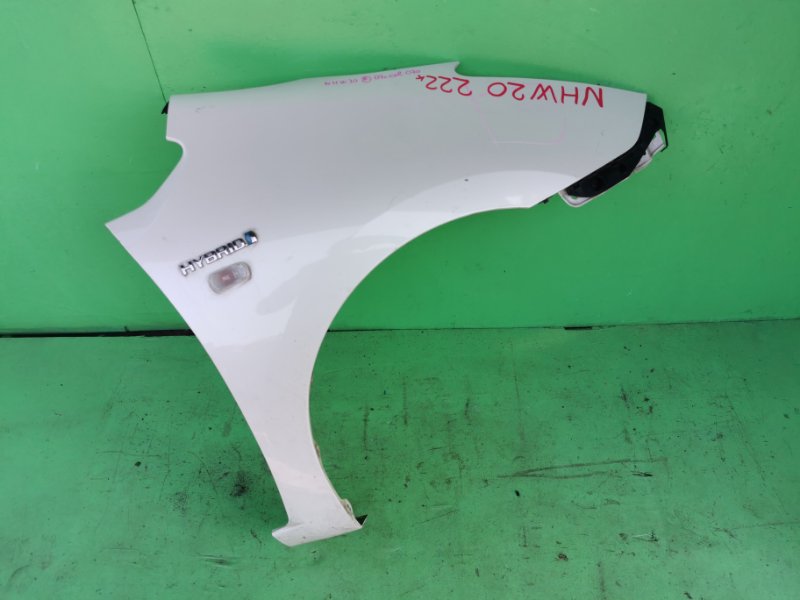 Крыло Toyota Prius NHW20 2007 переднее правое (б/у)