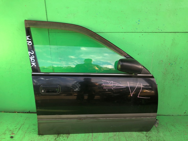 Дверь Nissan Avenir W10 передняя правая (б/у)