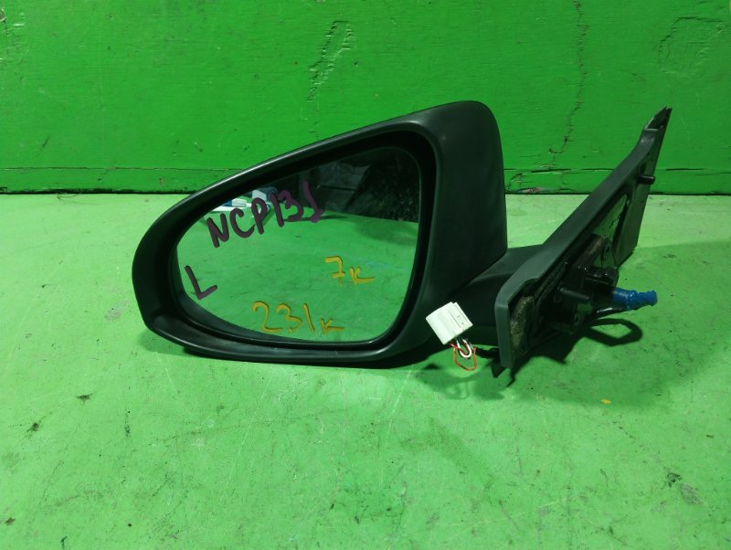 Зеркало Toyota Vitz NCP131 переднее левое (б/у)