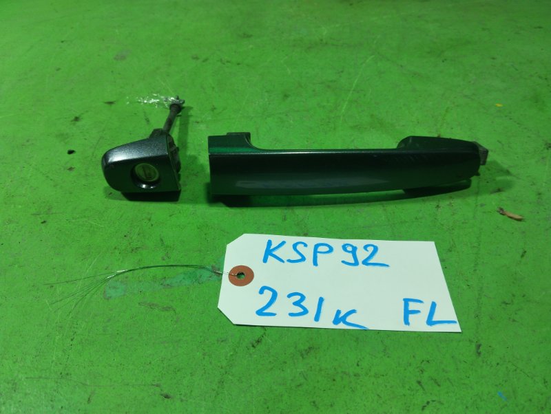 Ручка двери внешняя Toyota Belta KSP92 передняя левая (б/у)