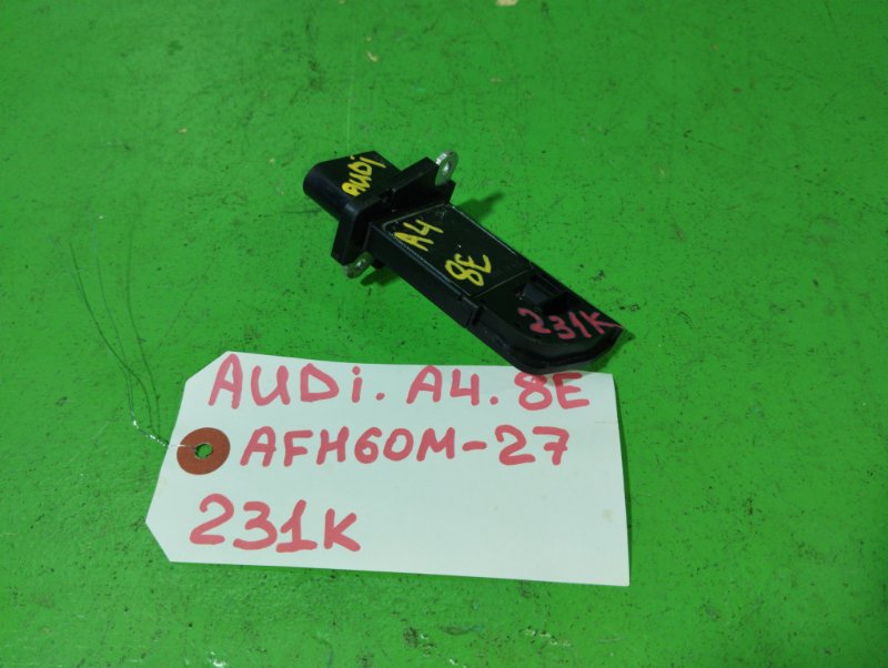 Датчик потока воздуха Audi A4 8E (б/у)