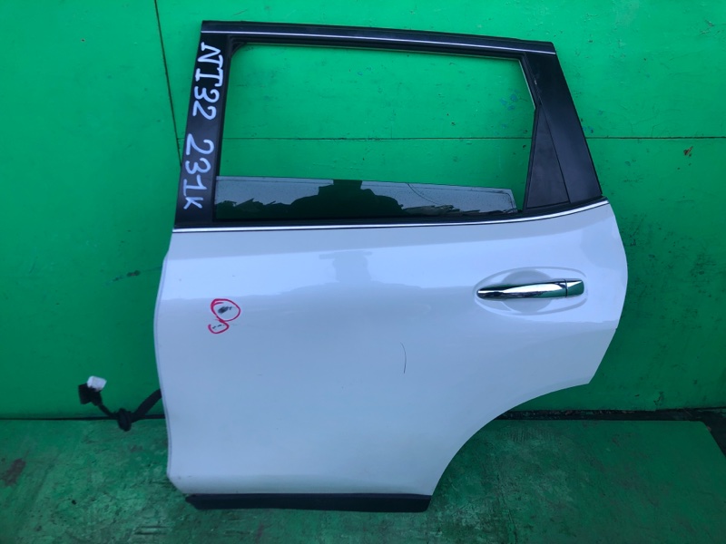 Дверь Nissan Xtrail NT32 задняя левая (б/у)