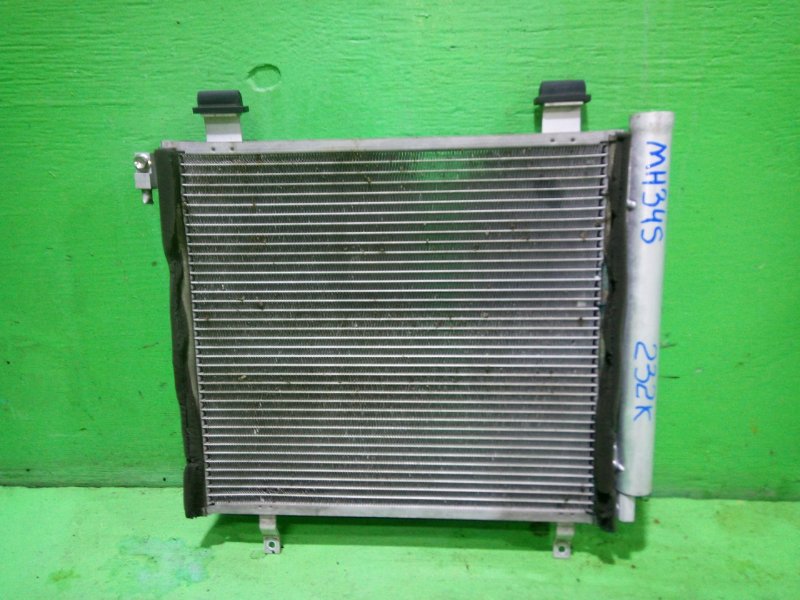 Радиатор кондиционера Suzuki Wagon R MH34S (б/у)