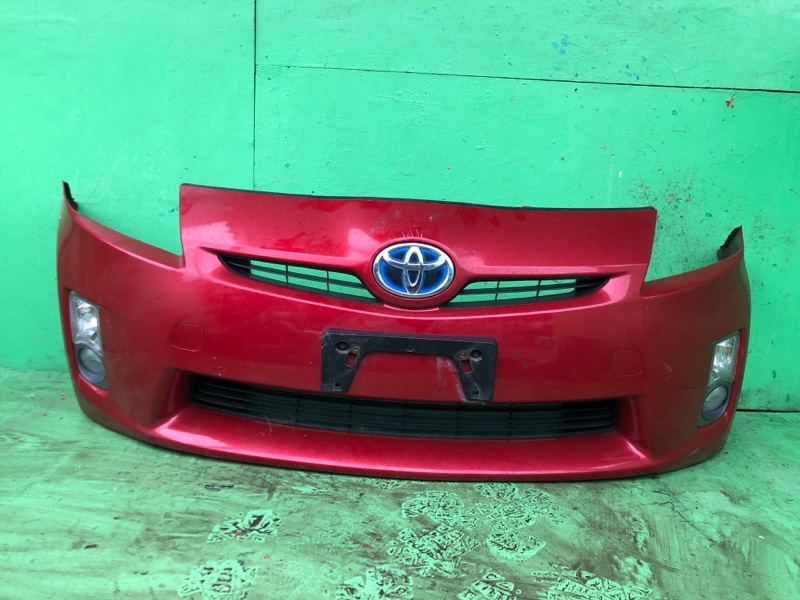 Бампер Toyota Prius ZVW30 передний (б/у)