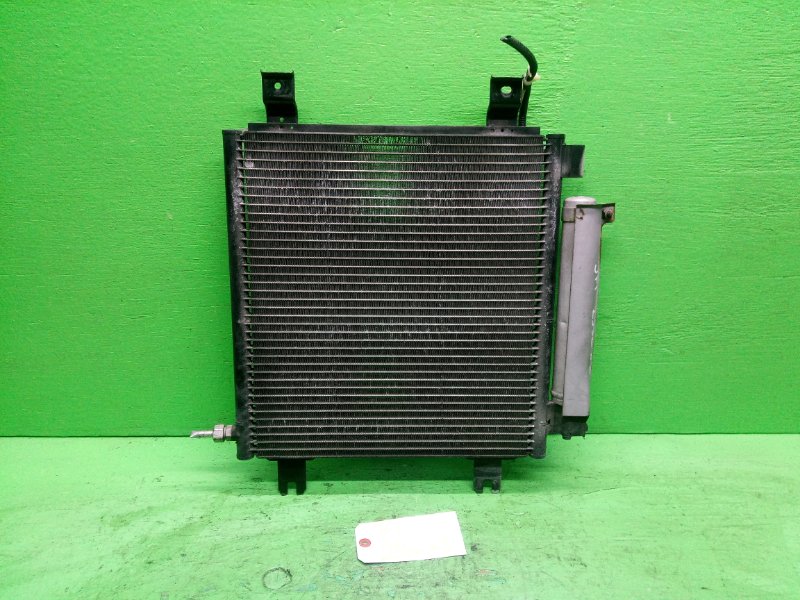 Радиатор кондиционера Honda N-Box JF1 (б/у) #1