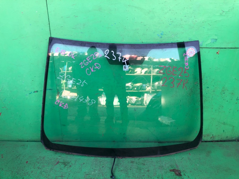 Лобовое стекло Toyota Wish ZGE25 (б/у)