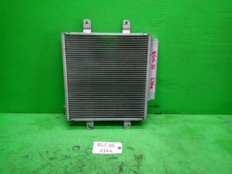 Радиатор кондиционера Toyota Passo KGC30 (б/у)