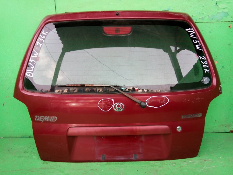Дверь задняя Mazda Demio DW5W (б/у)