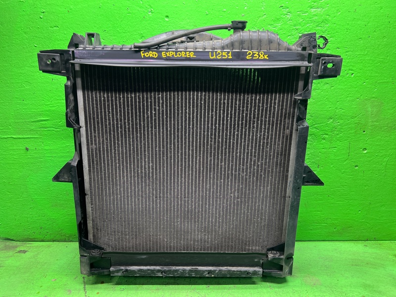 Радиатор основной Ford Explorer U251 (б/у)