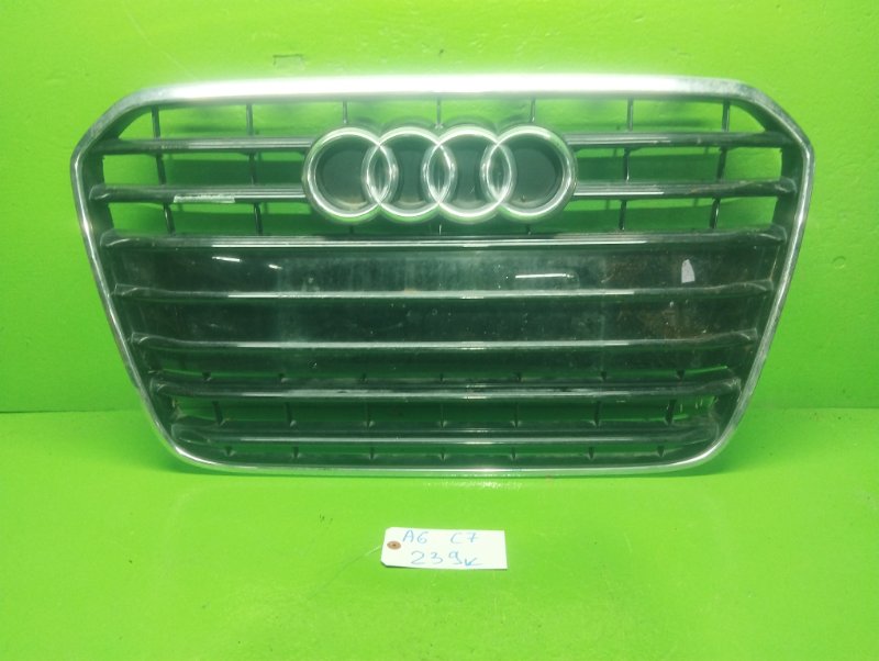 Решетка радиатора Audi A6 C7 (б/у)