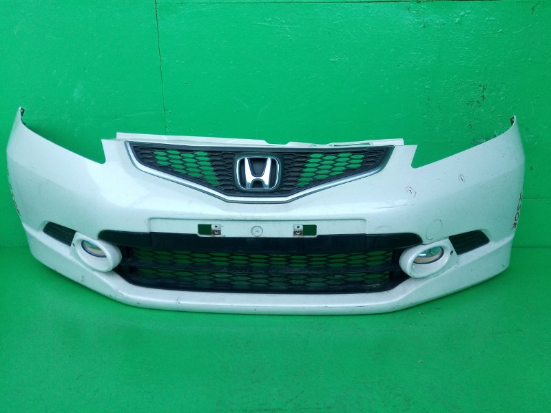 Бампер Honda Fit GE9 передний (б/у)