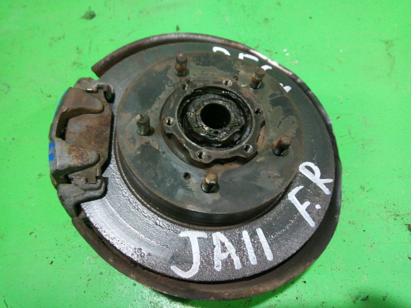 Ступица Suzuki Jimny JA11 передняя правая (б/у)