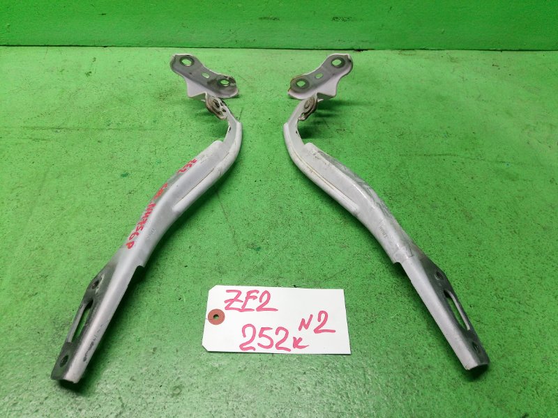 Петля капота Honda Insight ZE2 (б/у) #2
