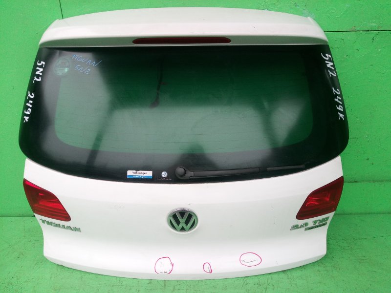 Дверь задняя Volkswagen Tiguan 5N2 (б/у)