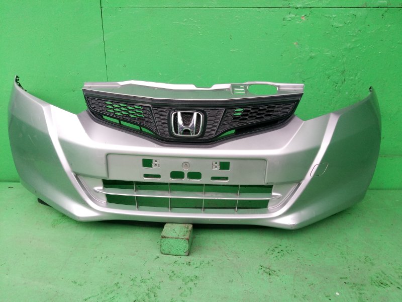 Бампер Honda Fit GE6 передний (б/у)