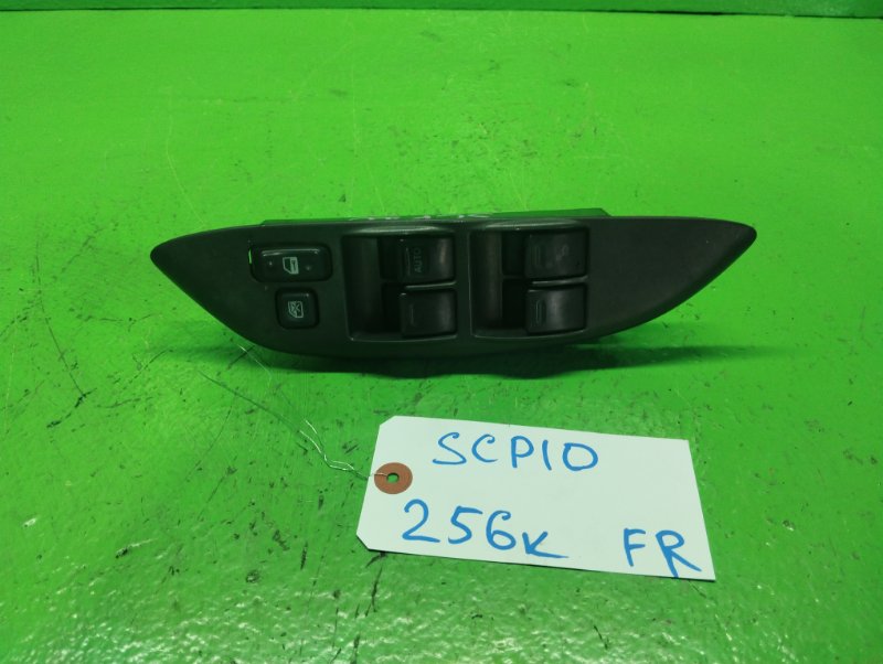 Блок упр. стеклоподьемниками Toyota Vitz SCP10 передний правый (б/у)