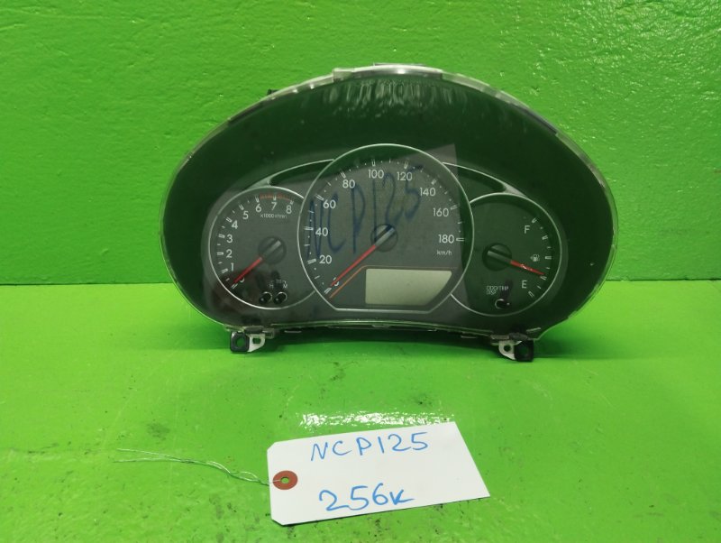 Спидометр Toyota Ractis NCP125 (б/у)